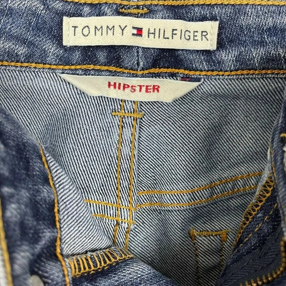 Tommy Hilfiger Women's Hipster Cuffed Leg Capri Jeans Size 6 - Picture 3 of 7